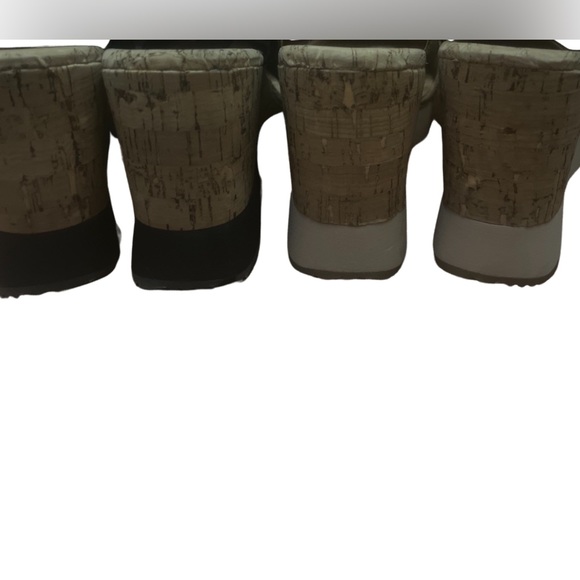 DKNY strappy adjustable platform sandals - Picture 6 of 6